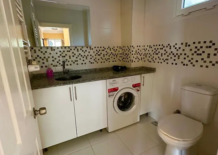 Vila With A Private Pool And Mountain View In A Quiet Area Next To Fores Fethiye