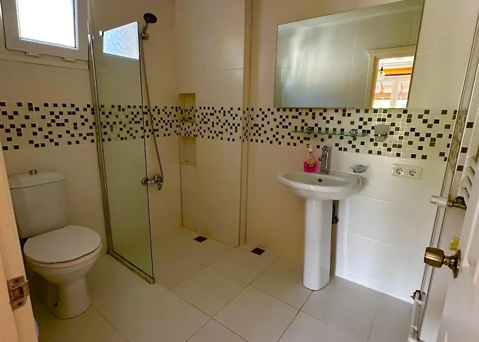 With A Private Pool And Mountain View In A Quiet Area Next To Fores * Fethiye