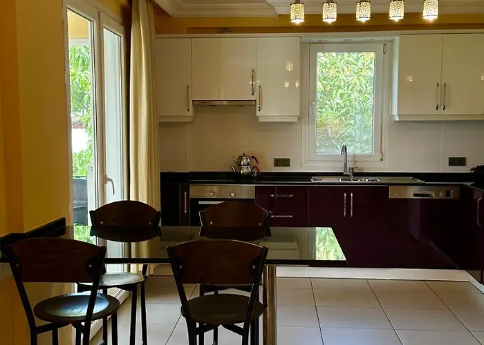 Vila With A Private Pool And Mountain View In A Quiet Area Next To Fores Fethiye