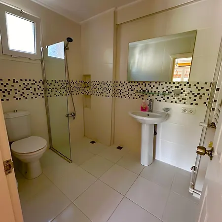 With A Private Pool And Mountain View In A Quiet Area Next To Fores * Фетхие